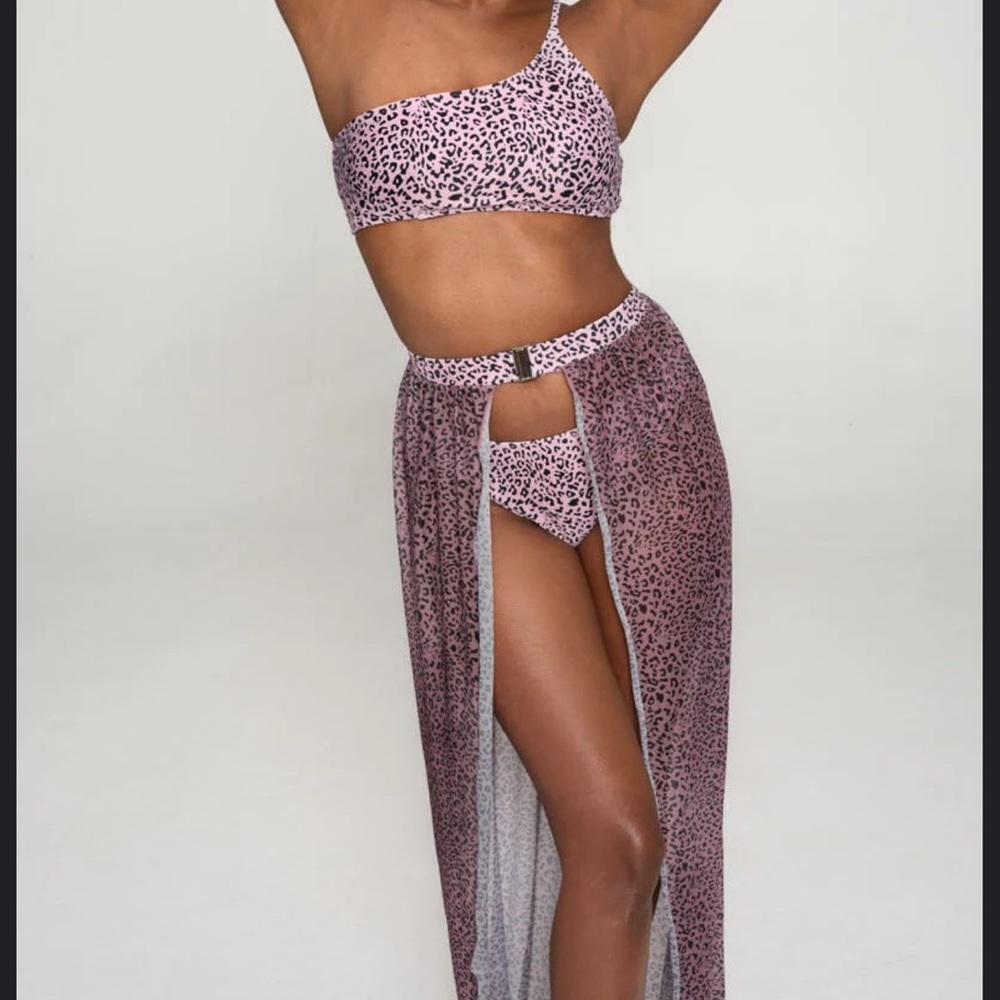 NWT Cheetah Print One Shoulder Bikini with Cover Skirt
